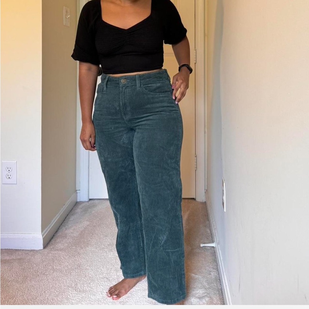 SO dark emerald green corduroy pants